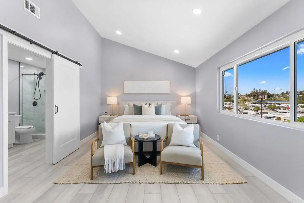 1413 La Salina Street