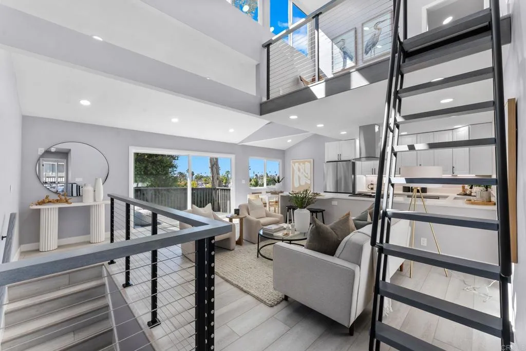 1413 La Salina Street