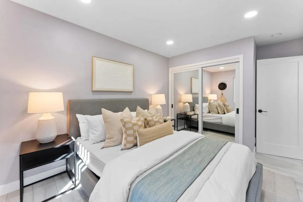 1413 La Salina Street