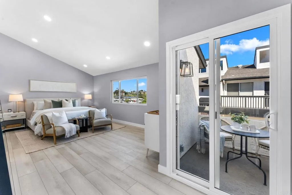 1413 La Salina Street