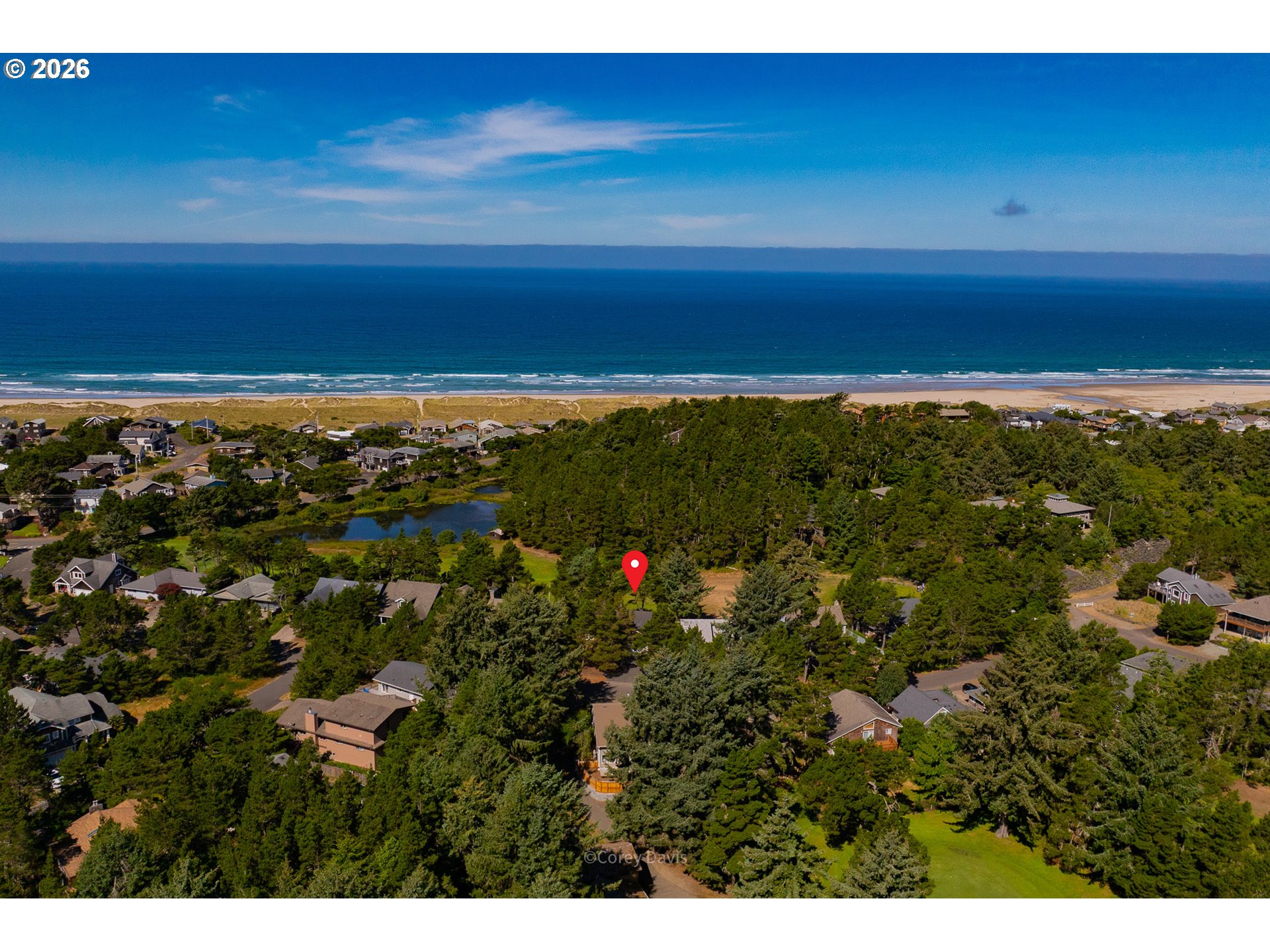 867 LAKEVIEW DR