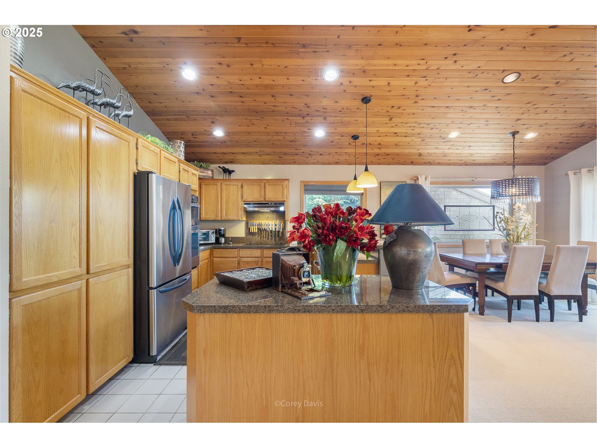 163 AMBER LN