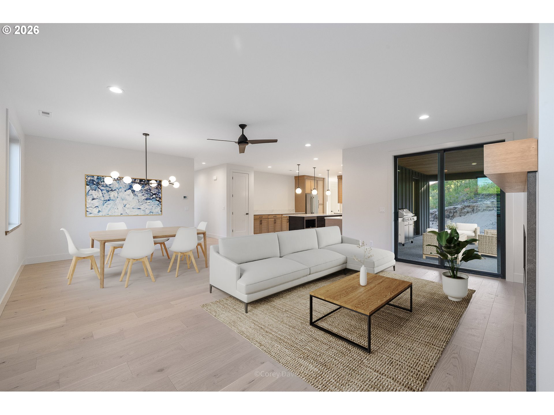 423 MEADOWS DR