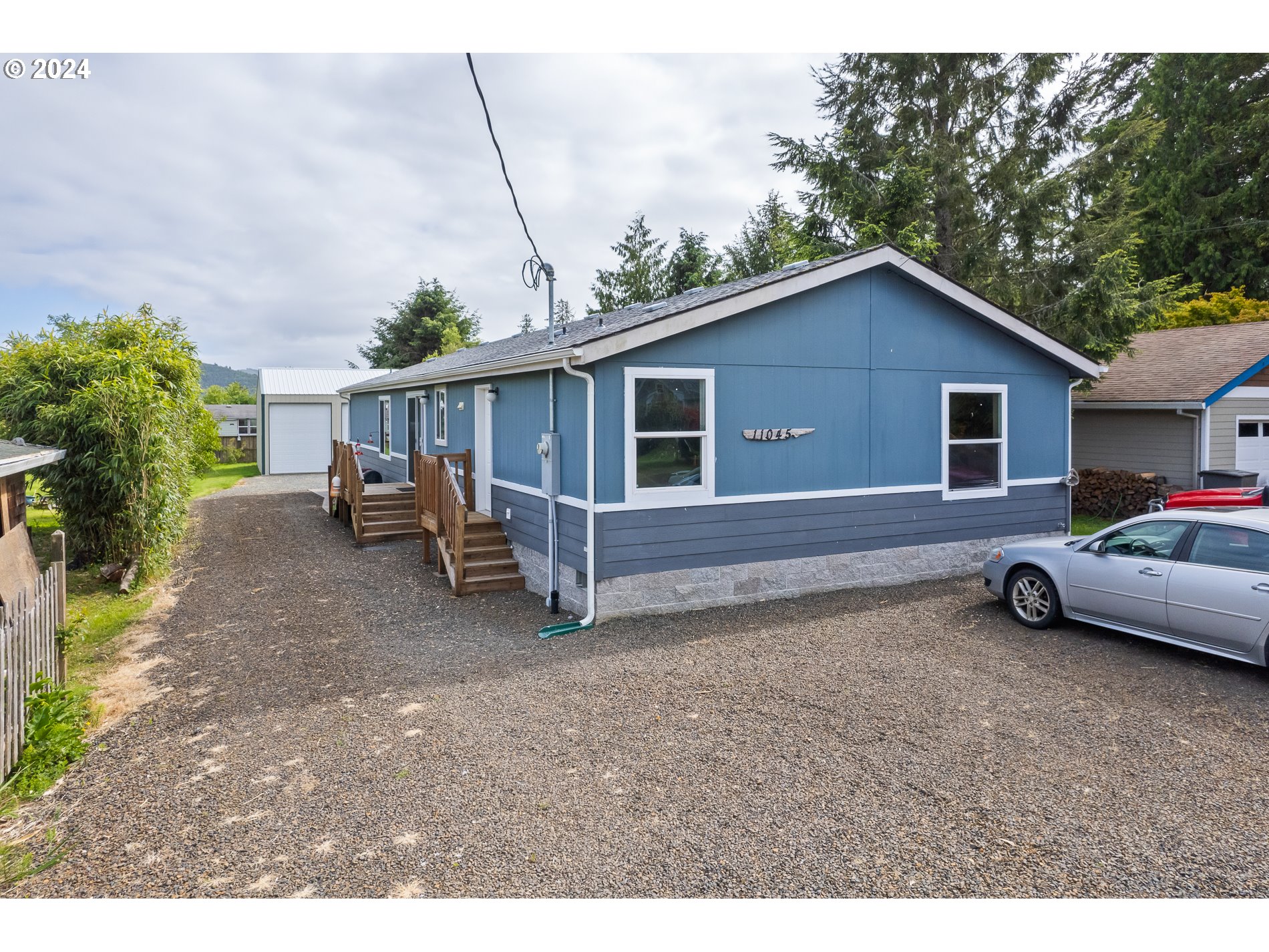 11045 SEAMONT WAY