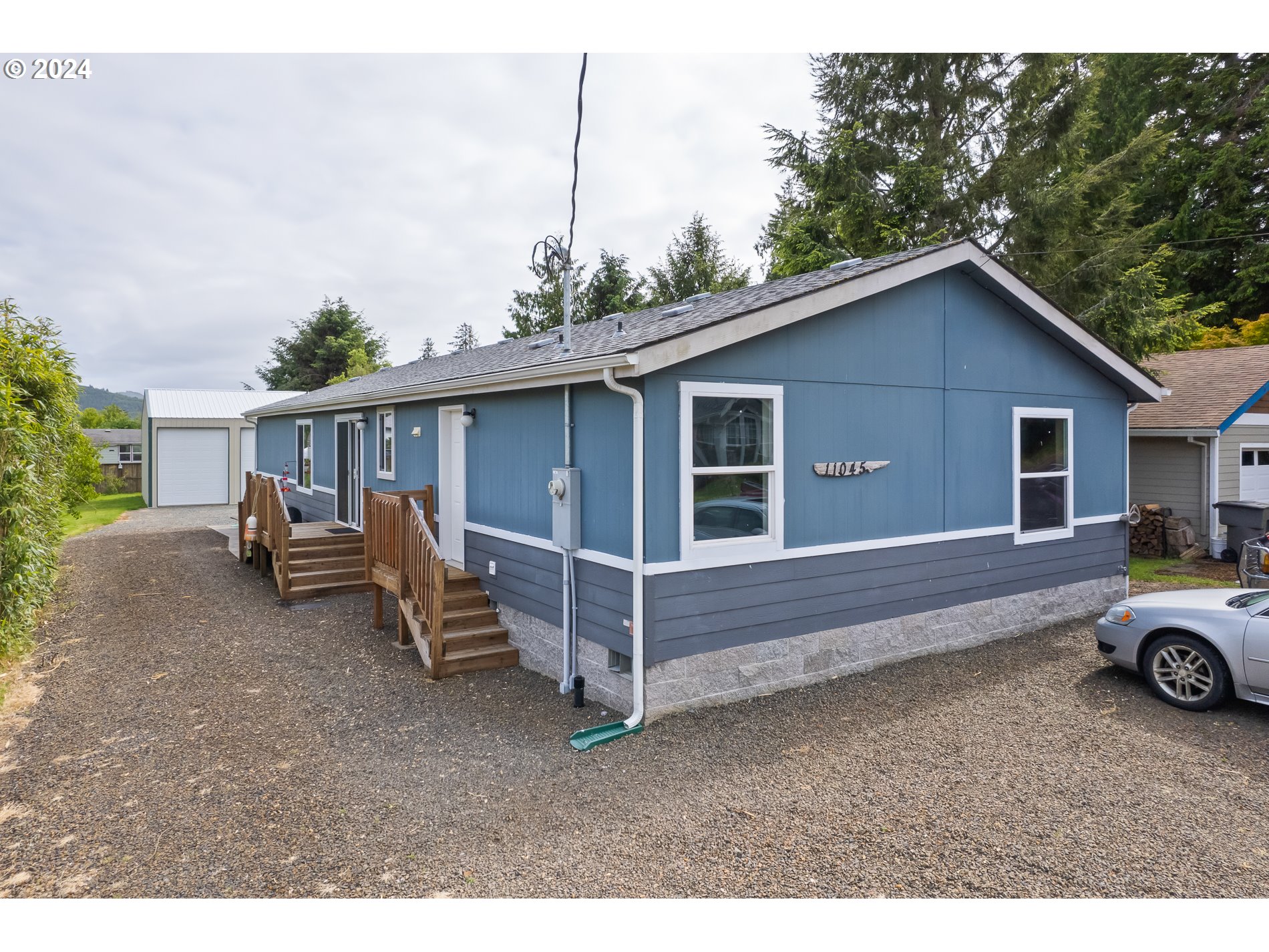11045 SEAMONT WAY