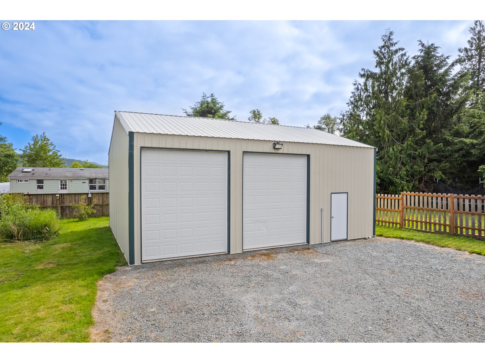 11045 SEAMONT WAY