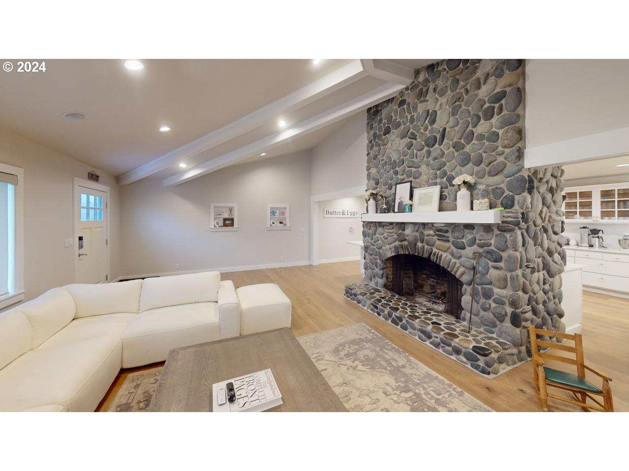 111 7TH AVE