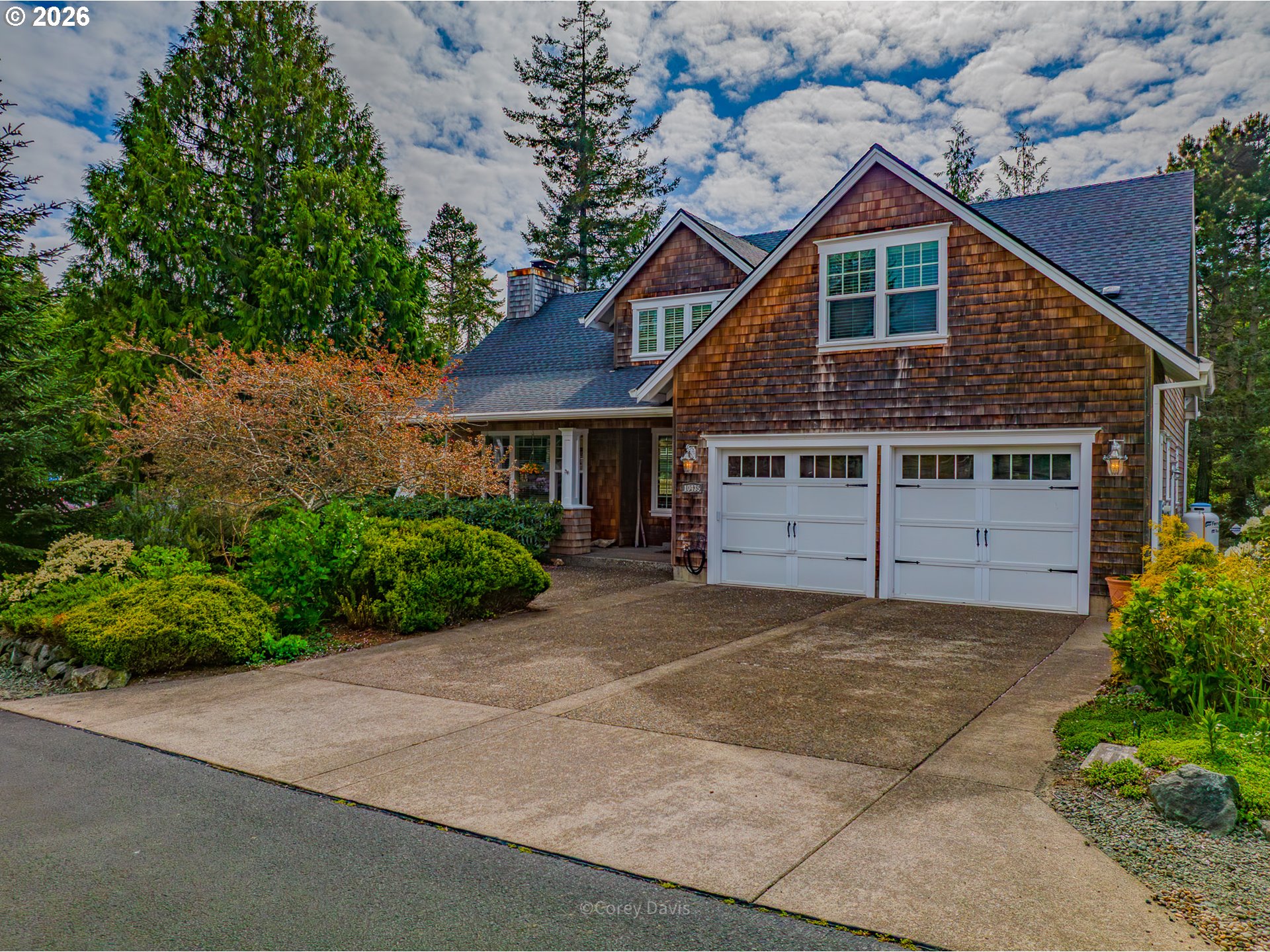10435 PINE RIDGE DR