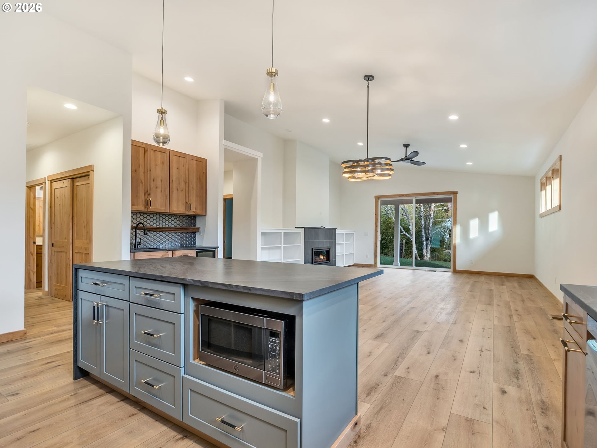 8950 NEHALEM RD