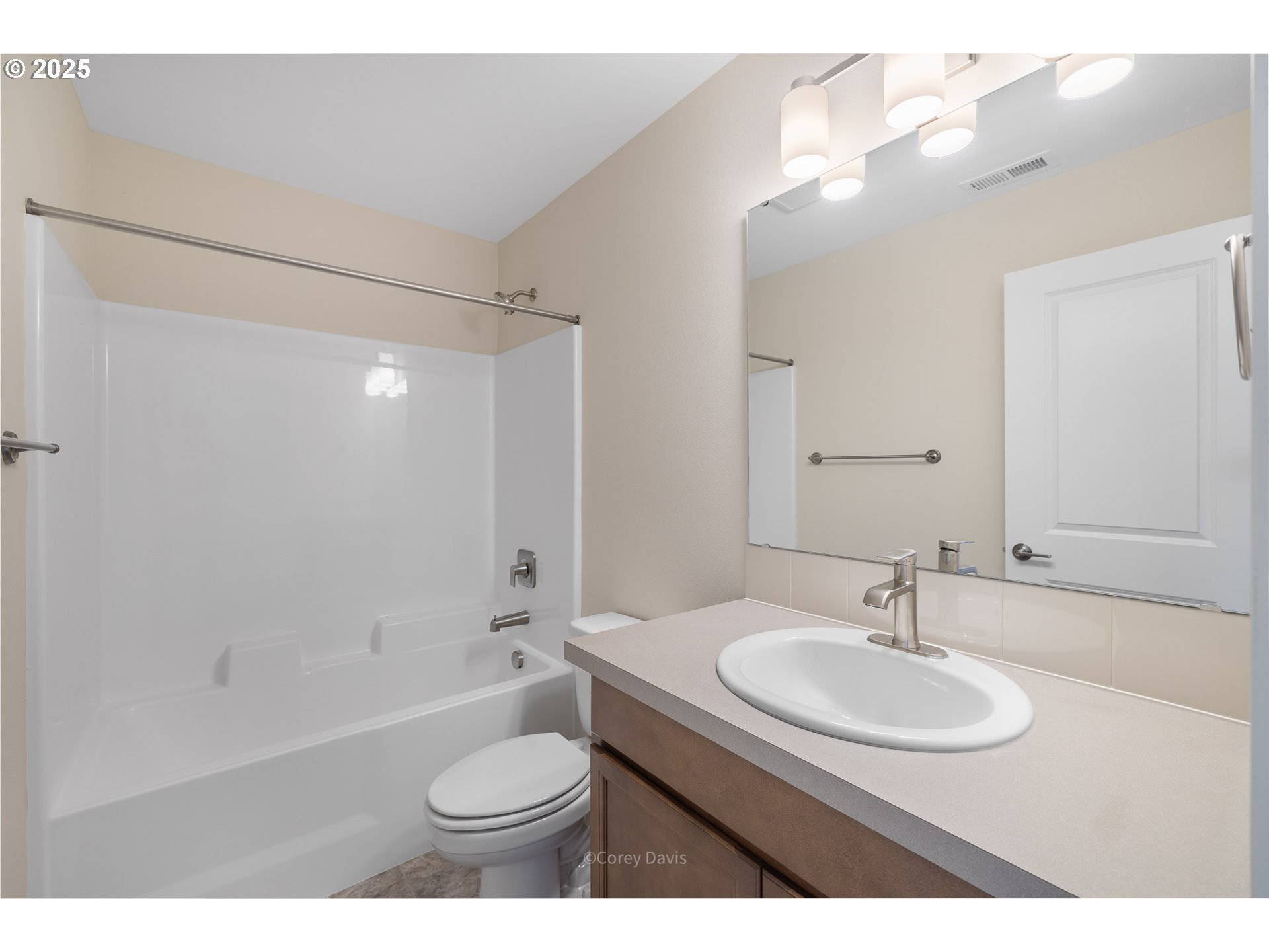 11480 Fern WAY