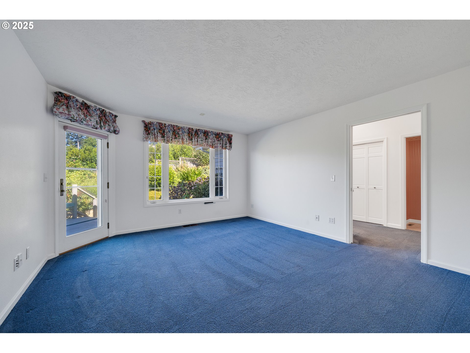 8040 KAHNIE TRAIL LOOP