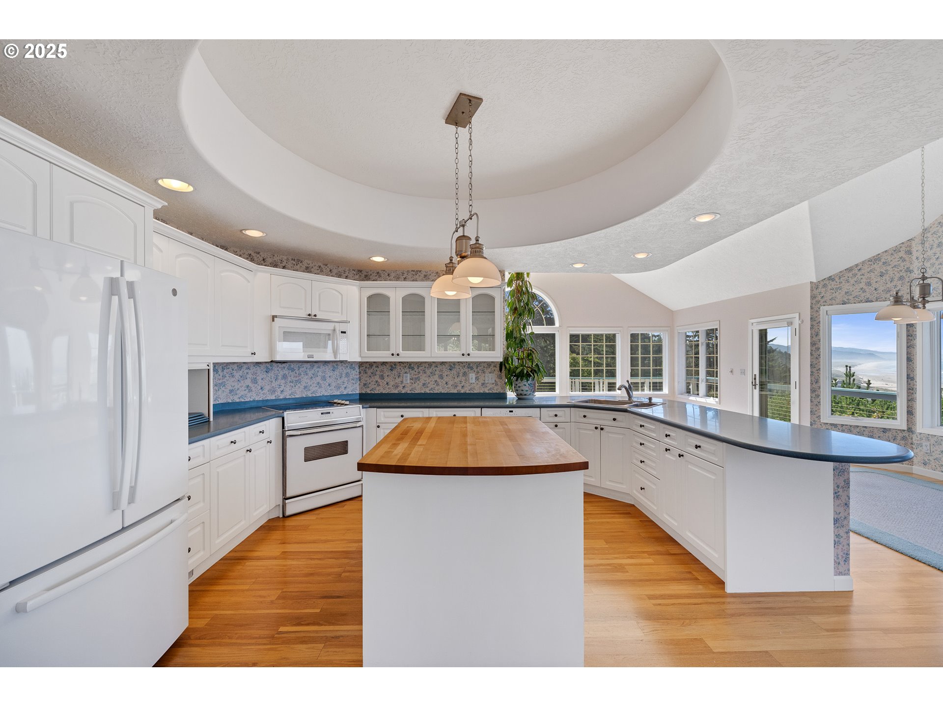 8040 KAHNIE TRAIL LOOP