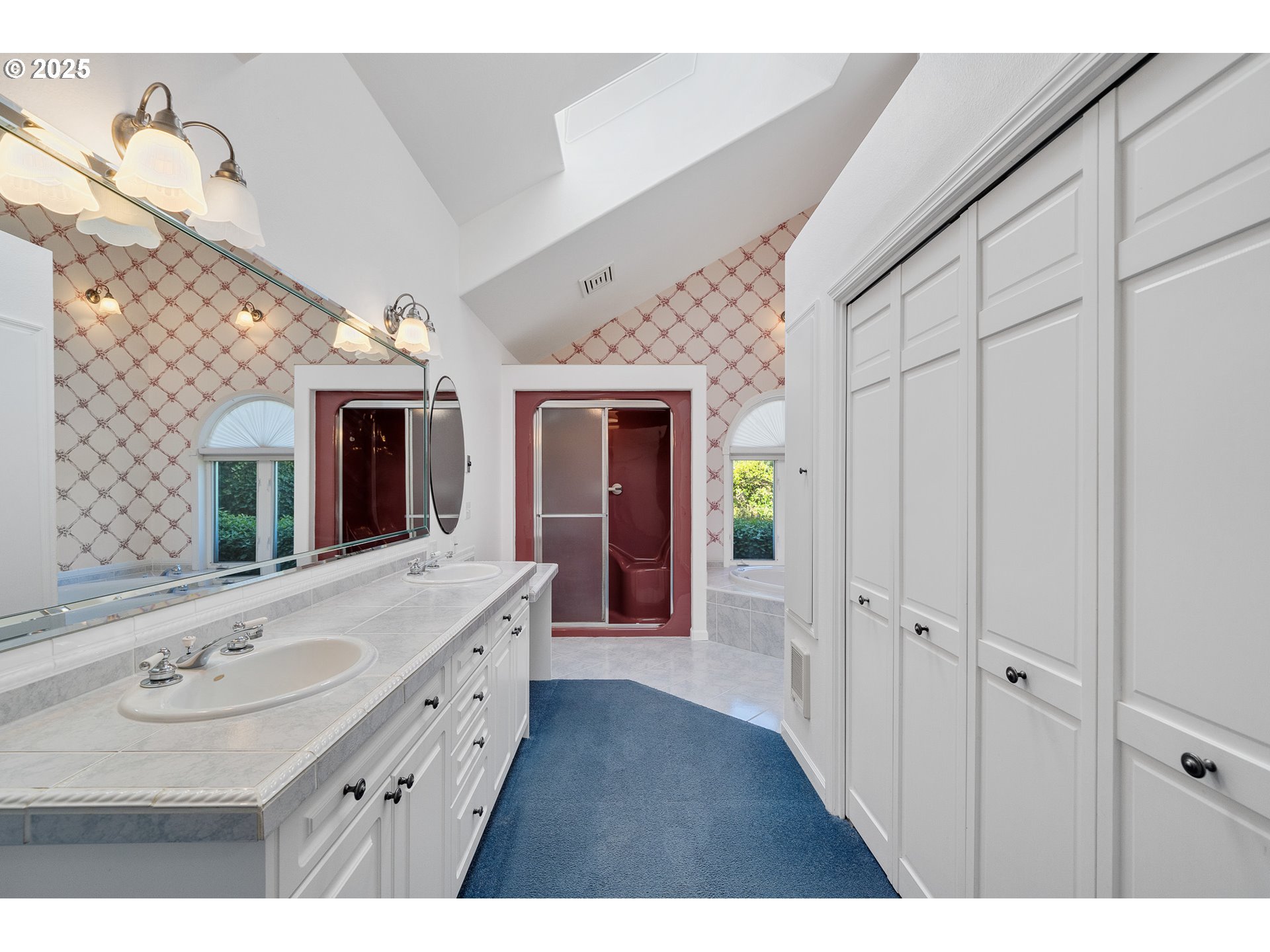 8040 KAHNIE TRAIL LOOP