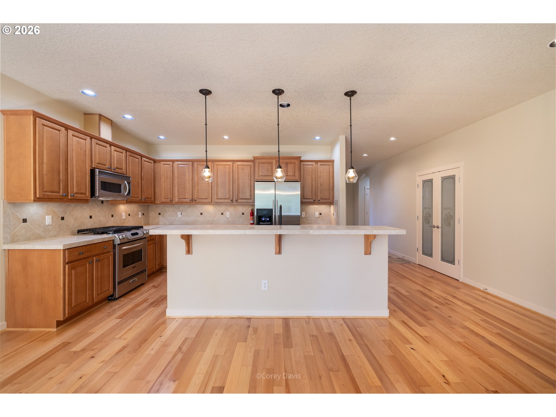 10140 PINE RIDGE DR