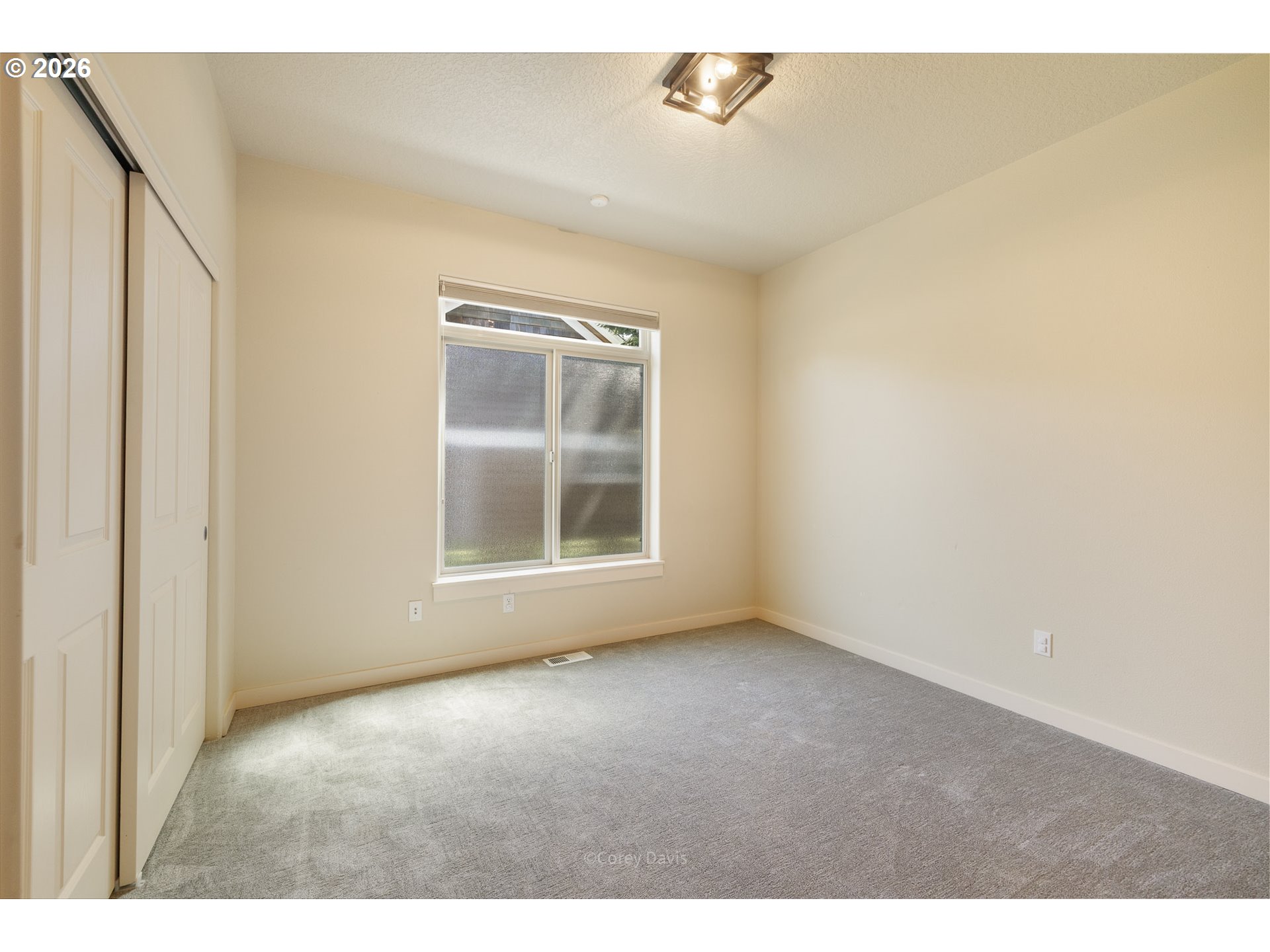 10140 PINE RIDGE DR