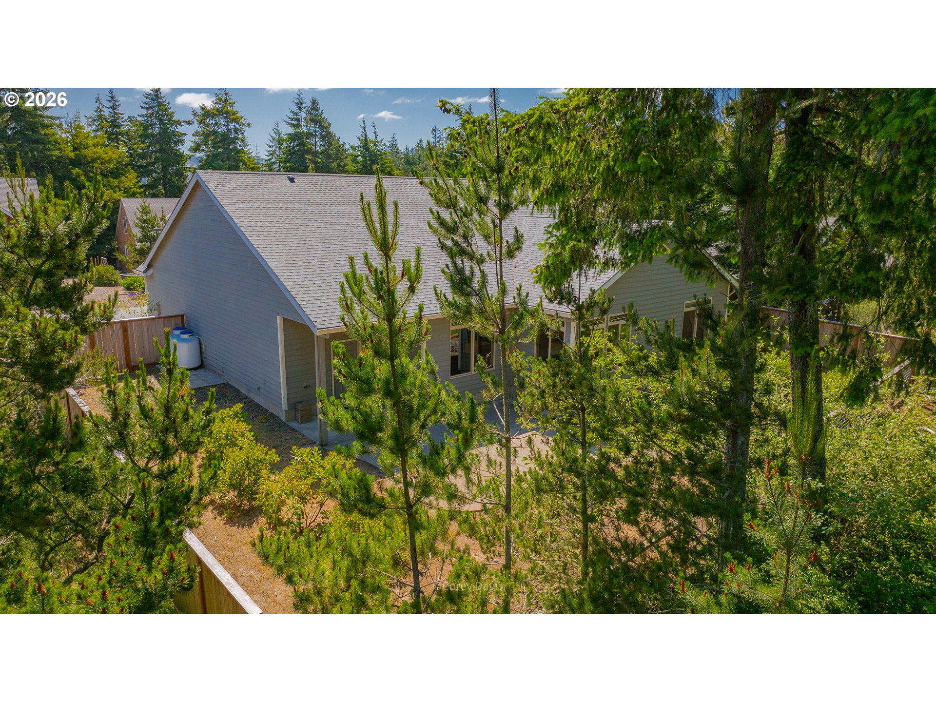 10140 PINE RIDGE DR