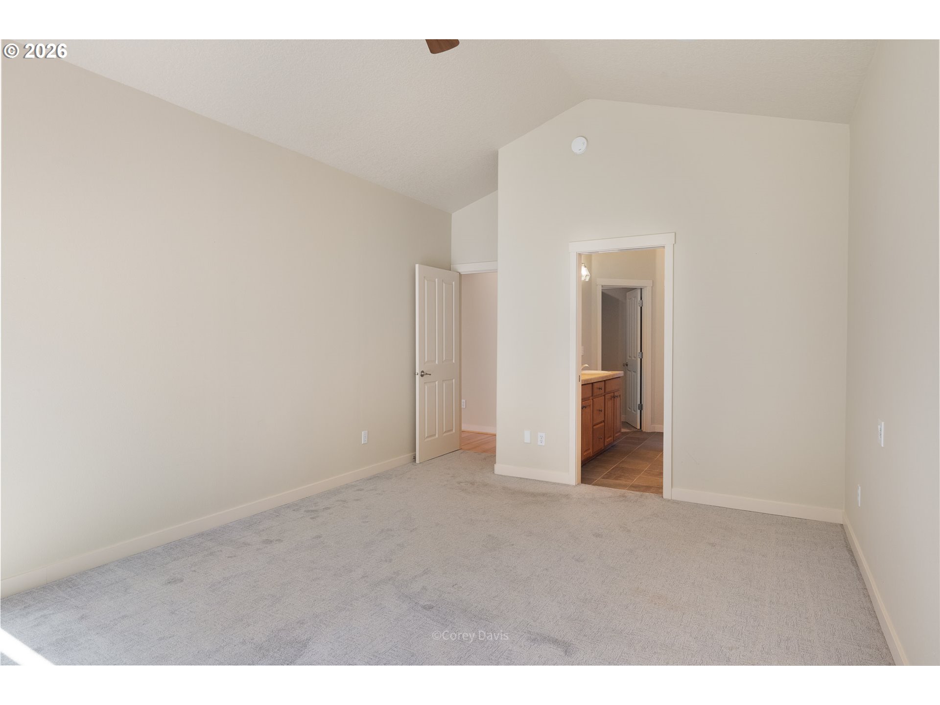 10140 PINE RIDGE DR