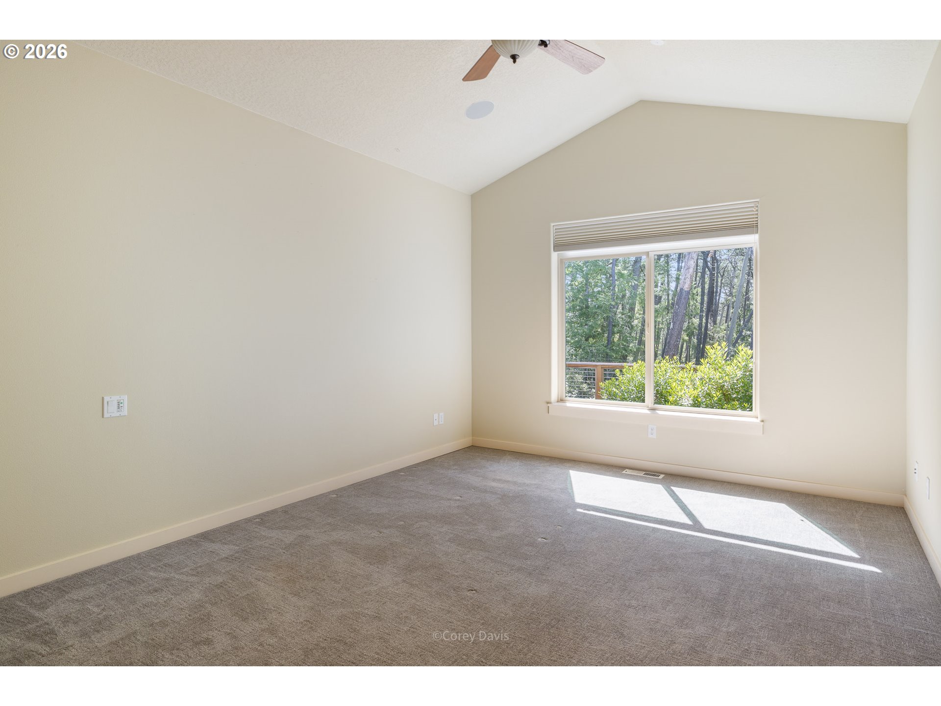 10140 PINE RIDGE DR
