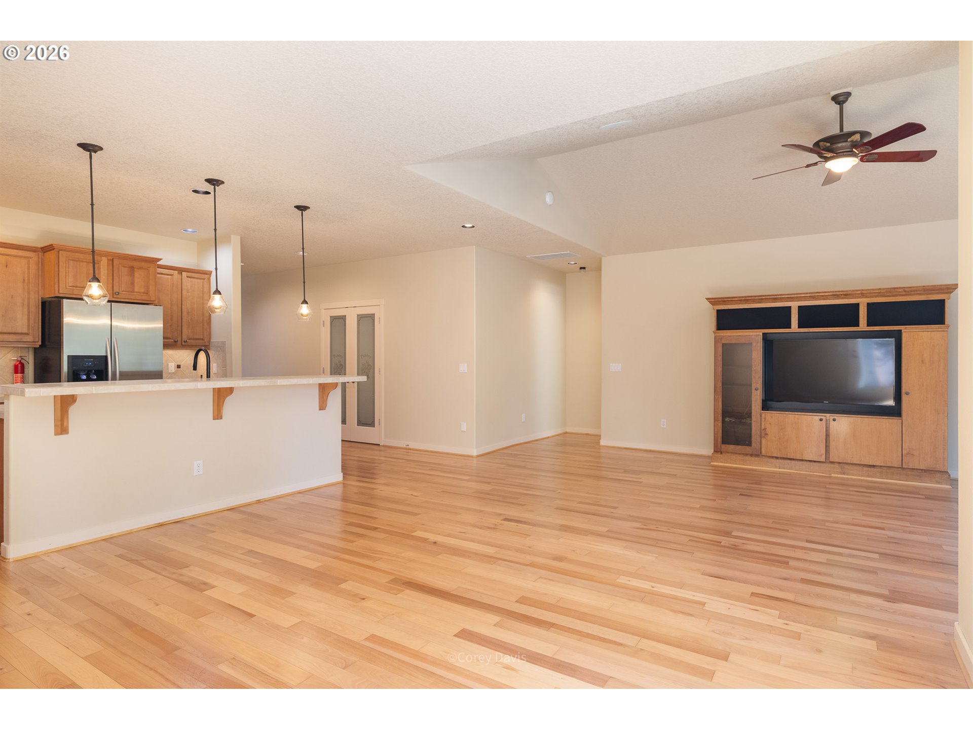 10140 PINE RIDGE DR