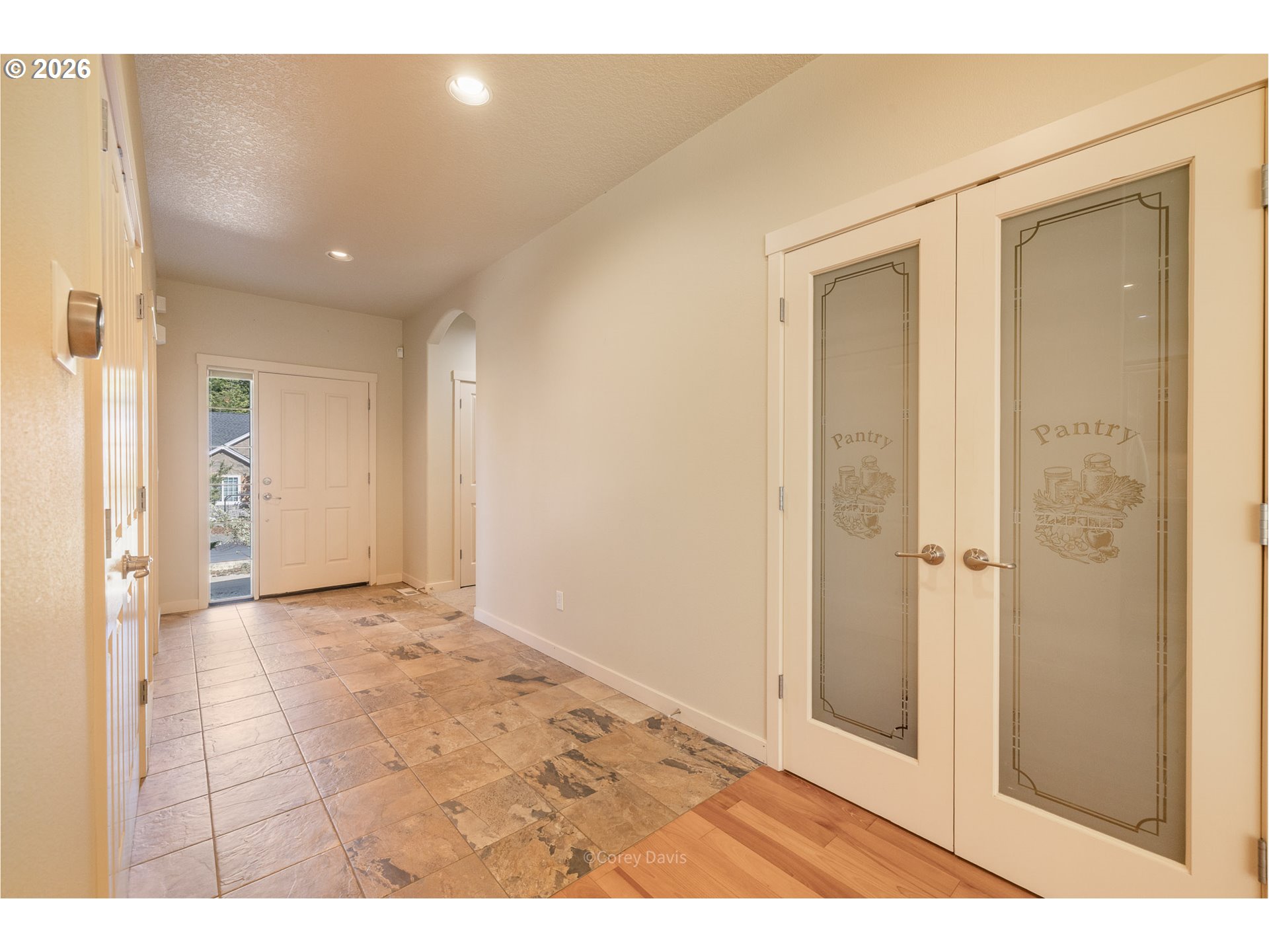 10140 PINE RIDGE DR