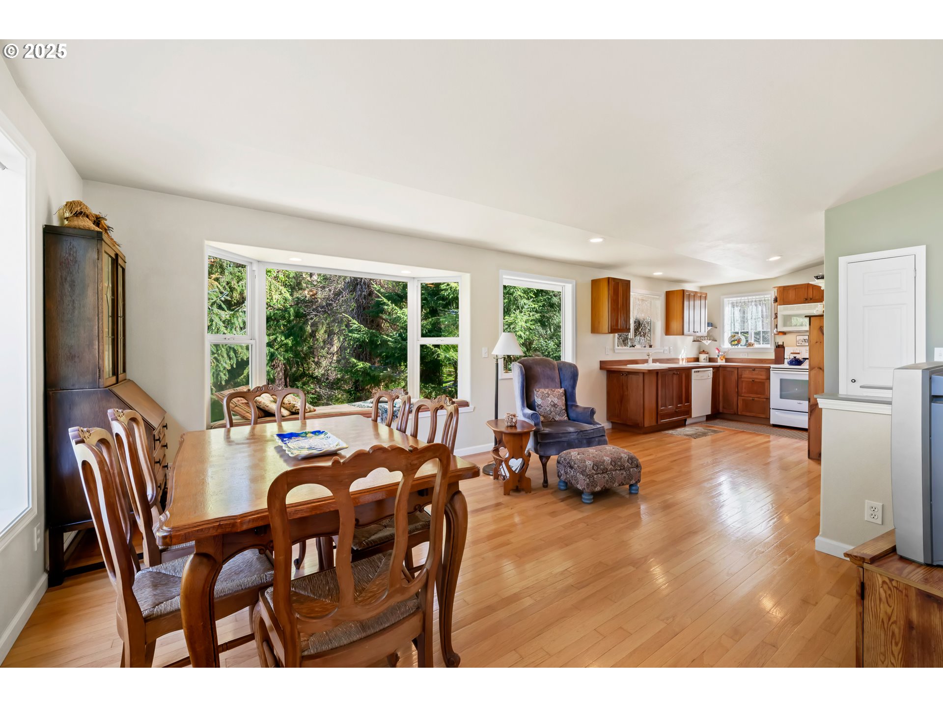 9320 NEHALEM RD