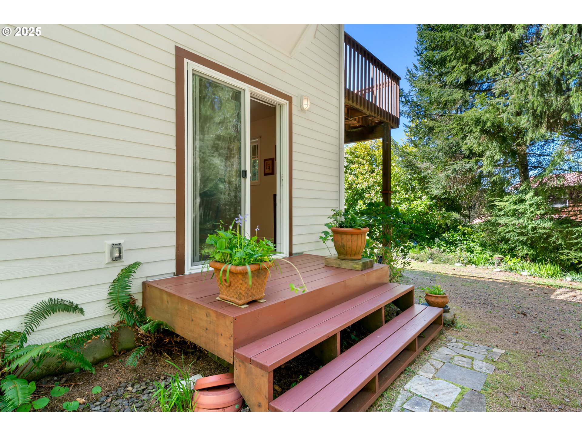 9320 NEHALEM RD