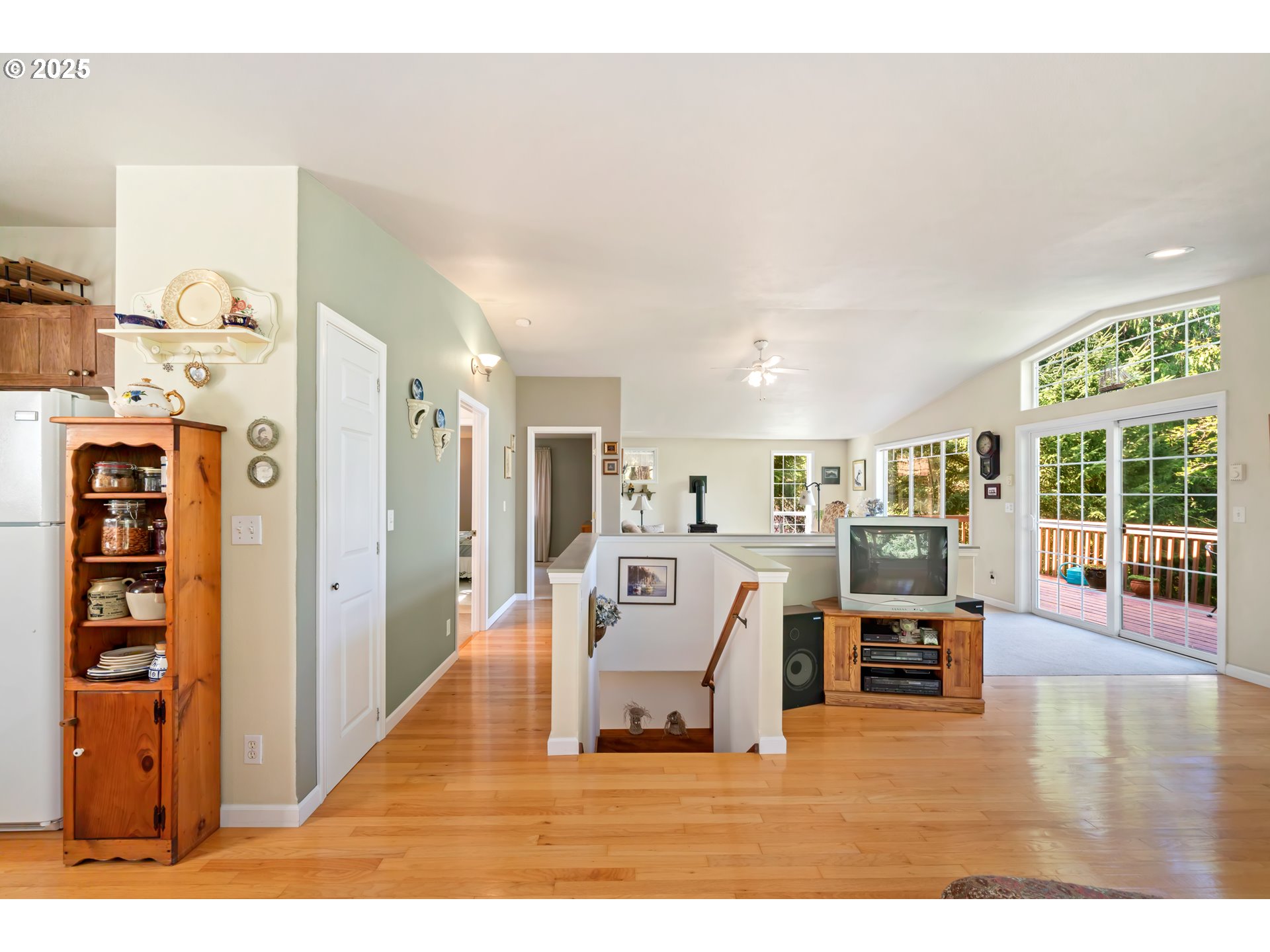 9320 NEHALEM RD