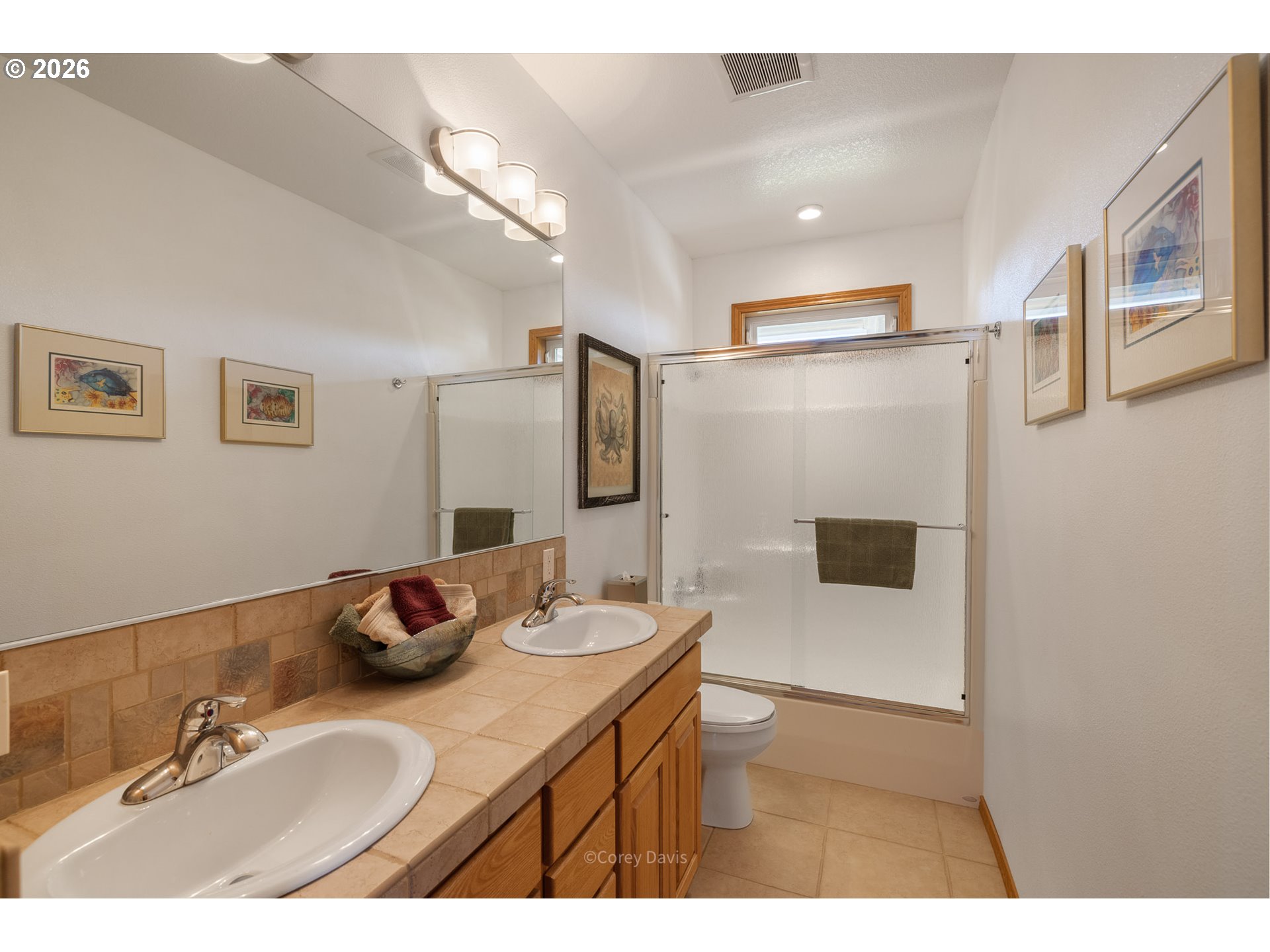 388 RIDGE CT