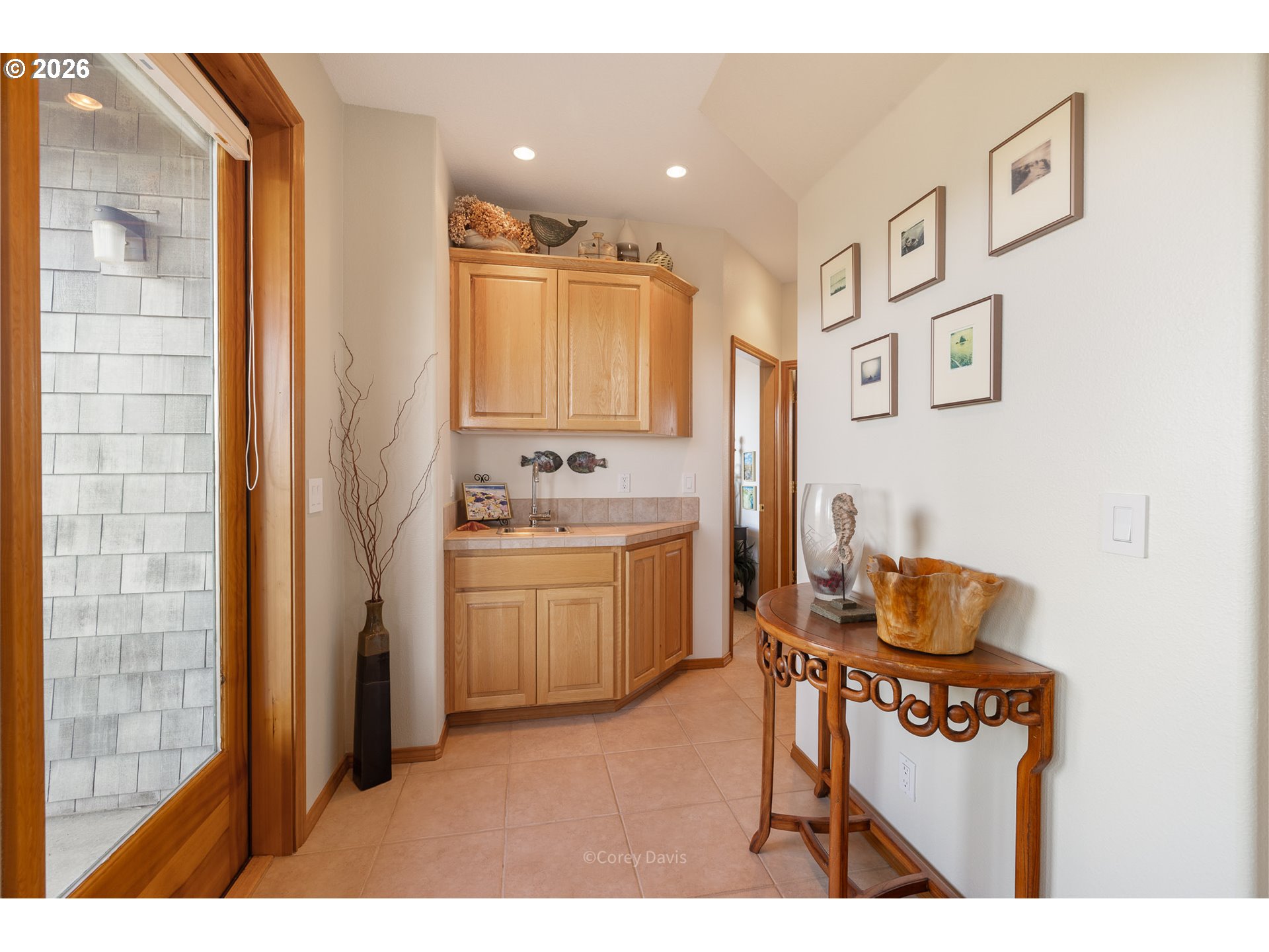 388 RIDGE CT