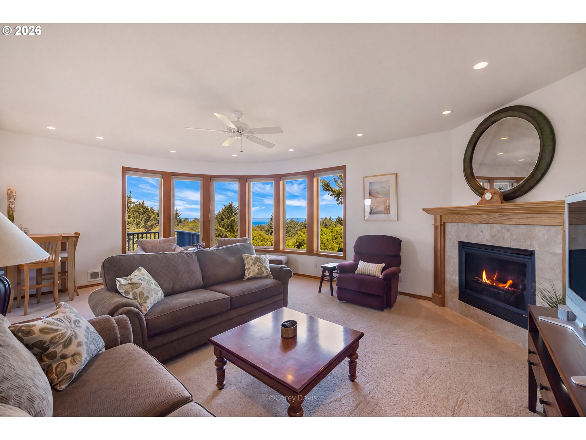 388 RIDGE CT