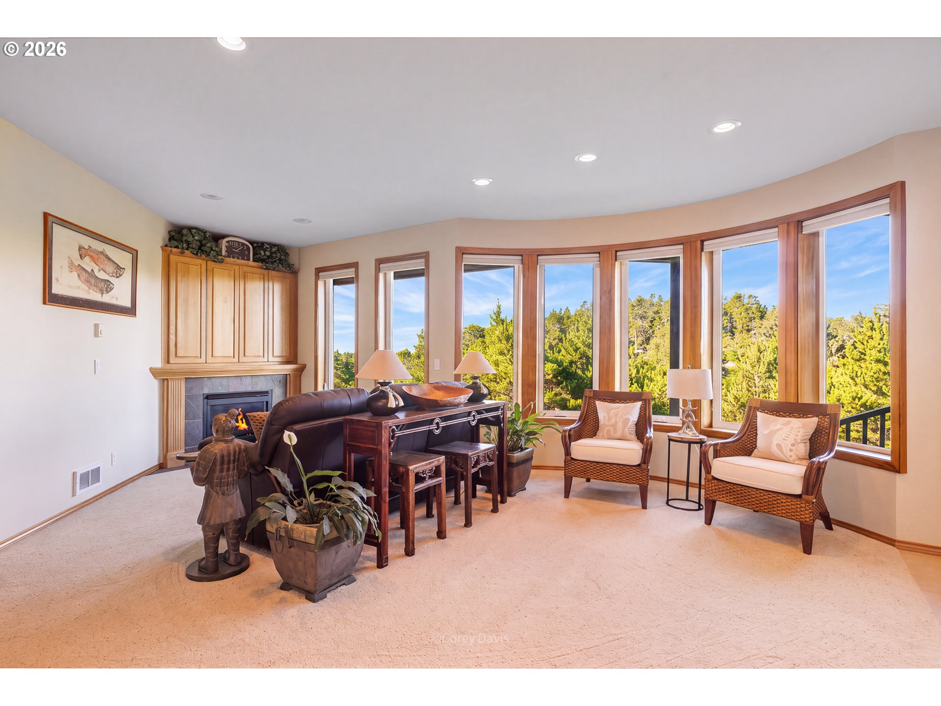 388 RIDGE CT