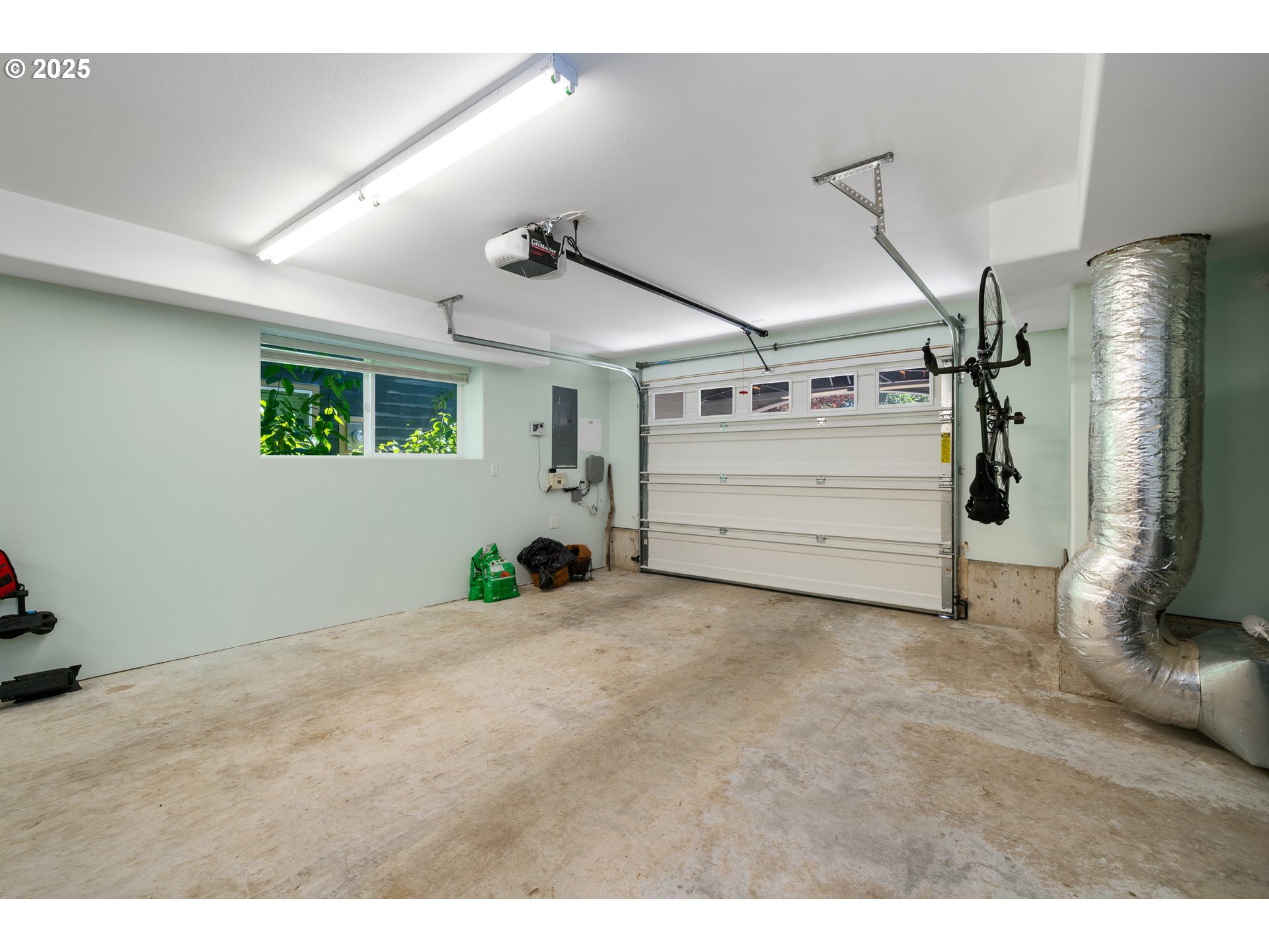13150 D ST 12