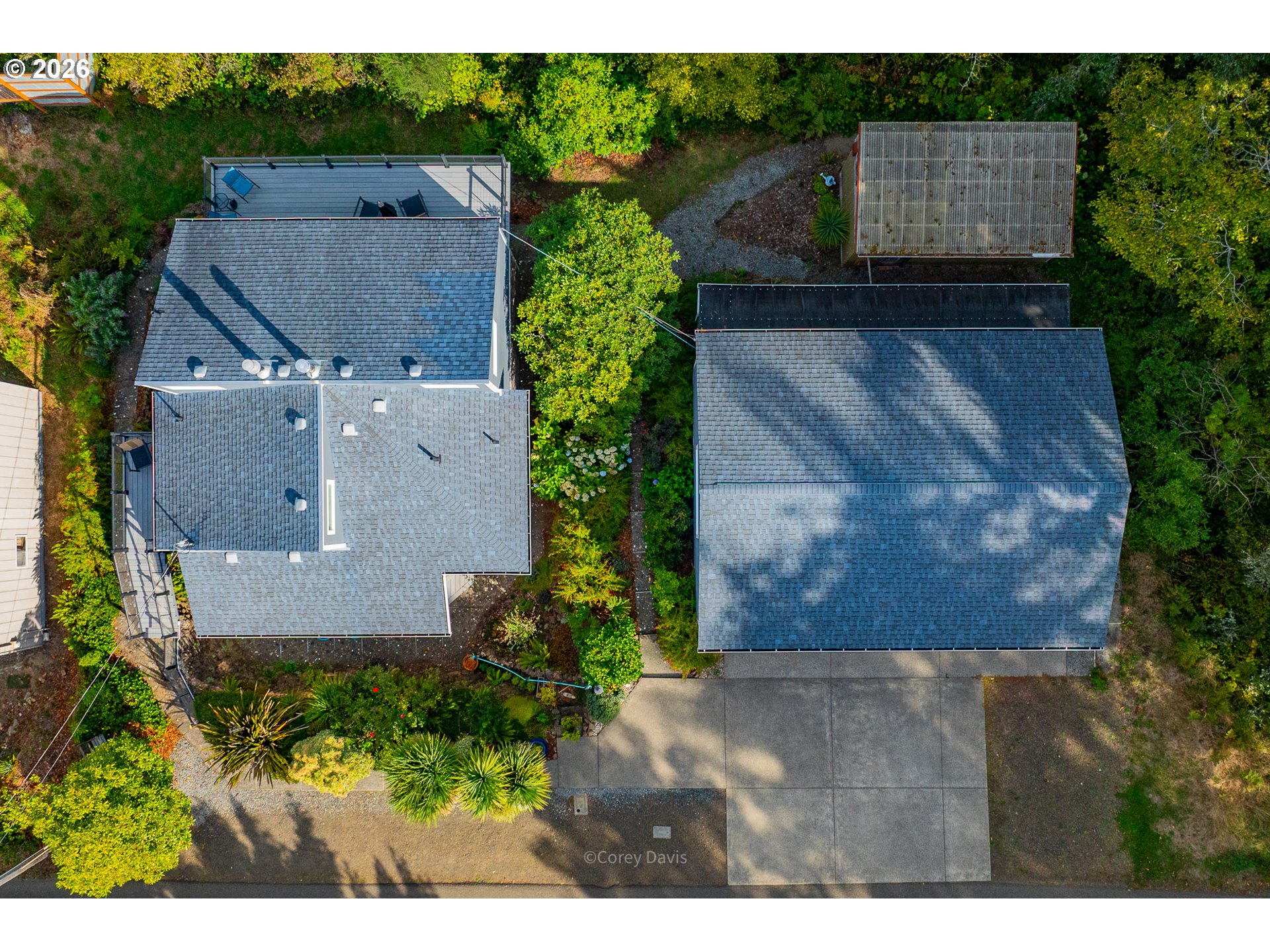 473 COLLEGE AVE
