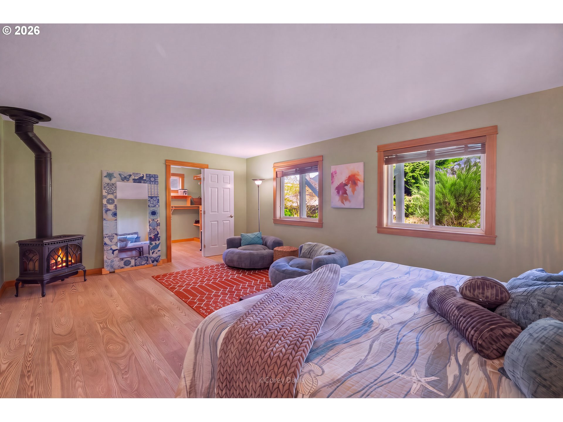 473 COLLEGE AVE