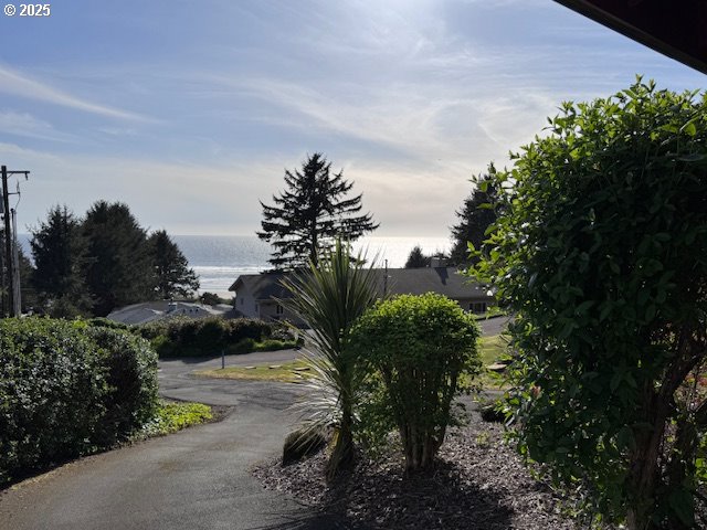 8435 TREASURE ROCKS RD