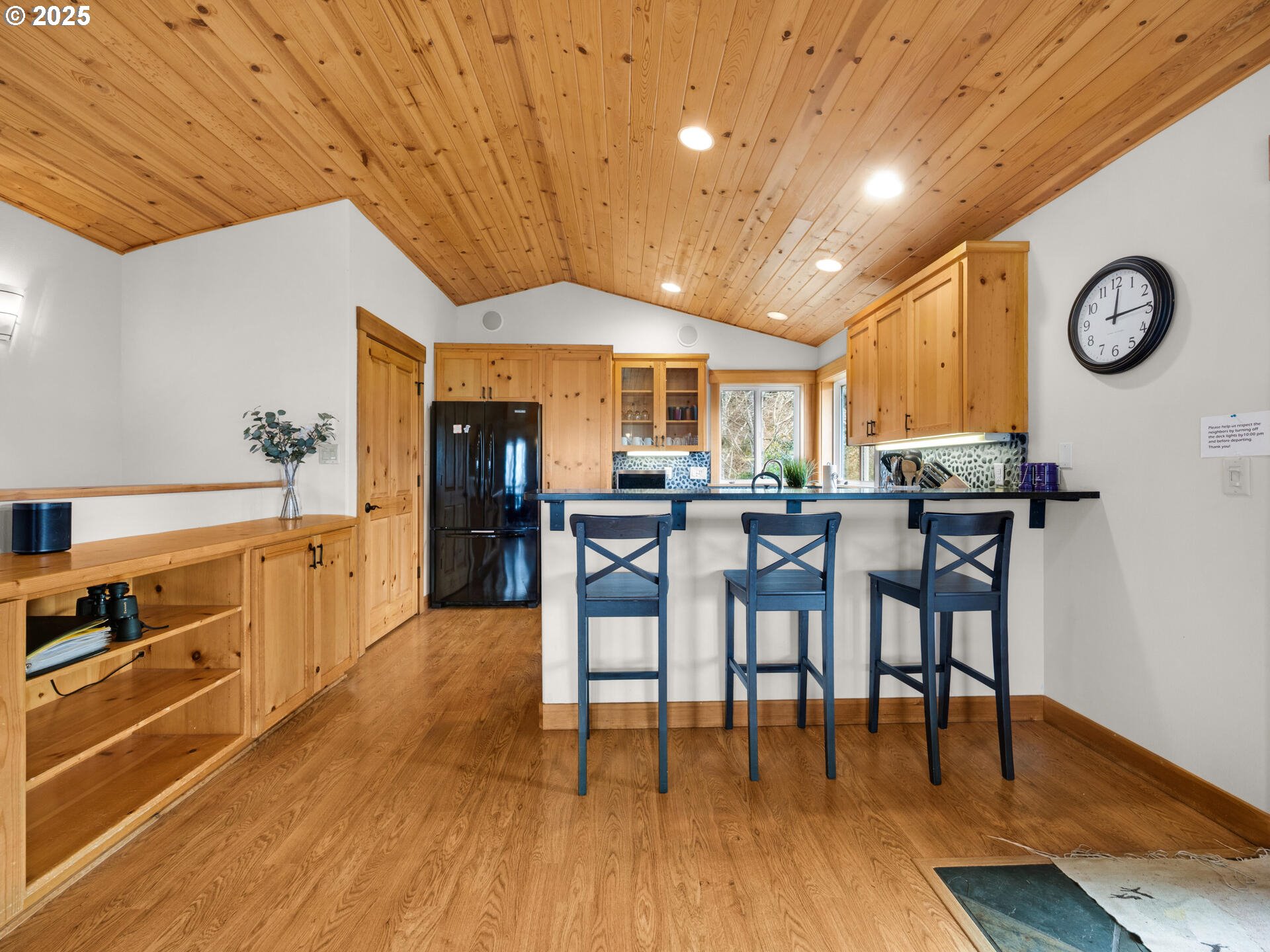 8435 TREASURE ROCKS RD