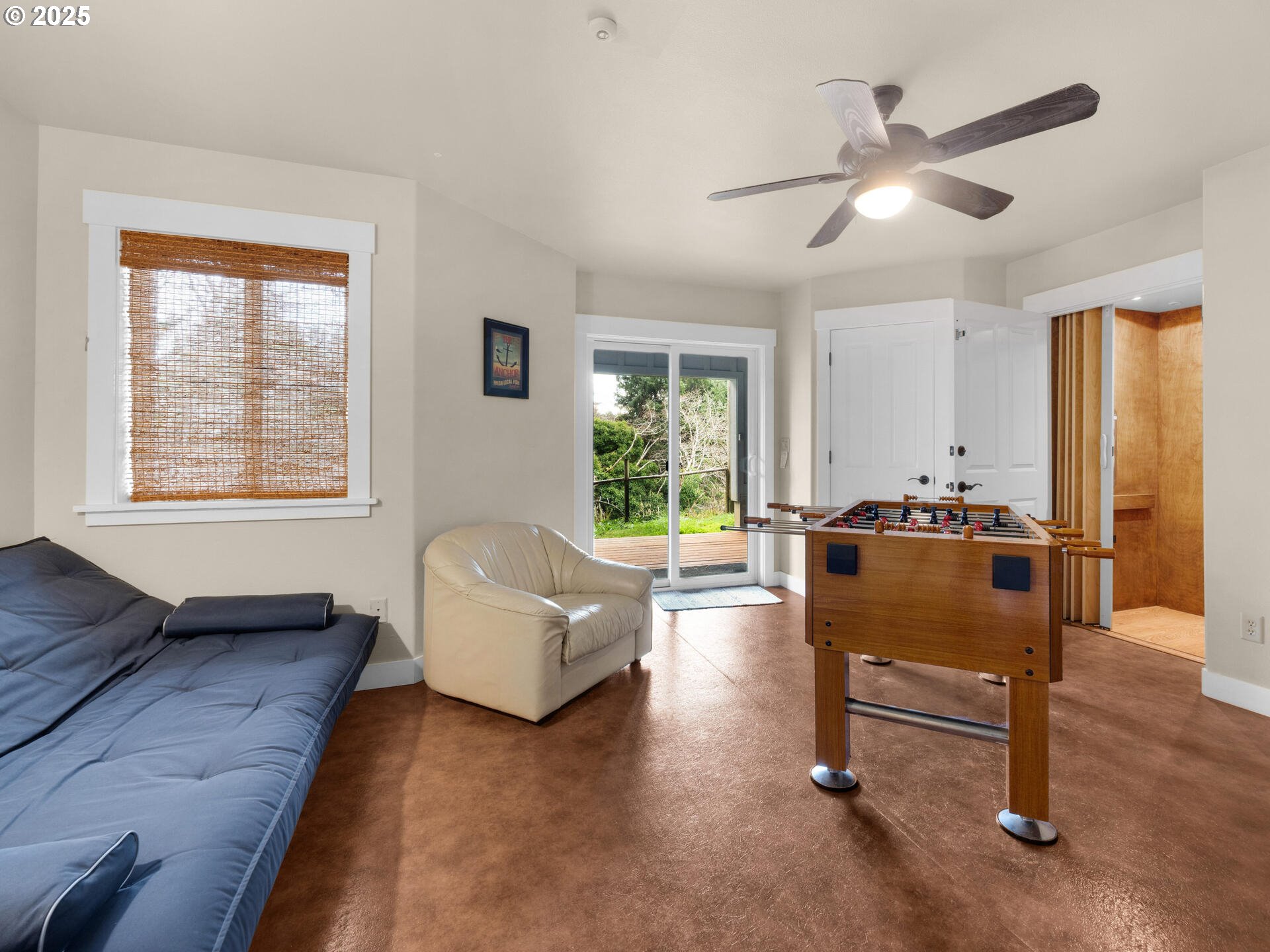 8435 TREASURE ROCKS RD