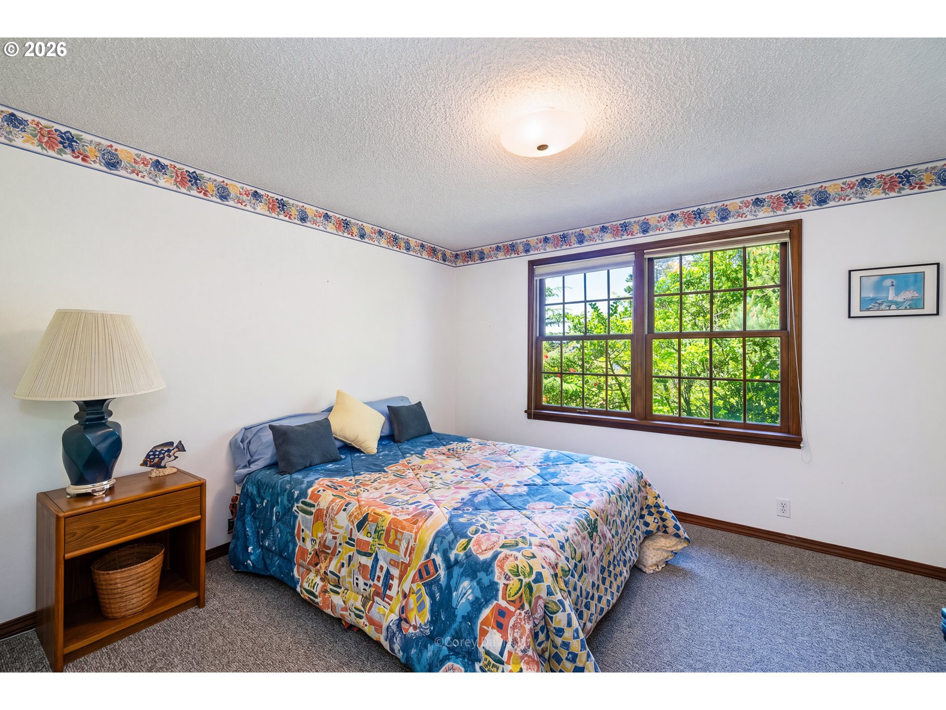 141 MANZANITA AVE