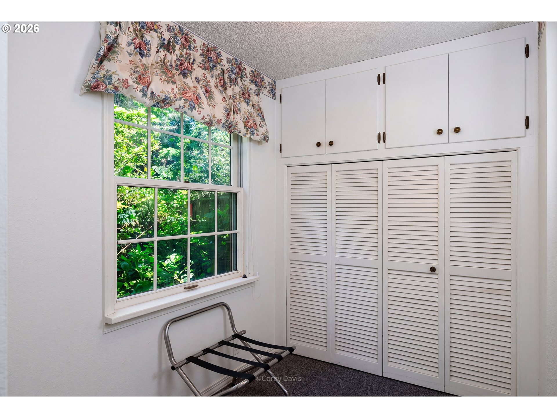 141 MANZANITA AVE
