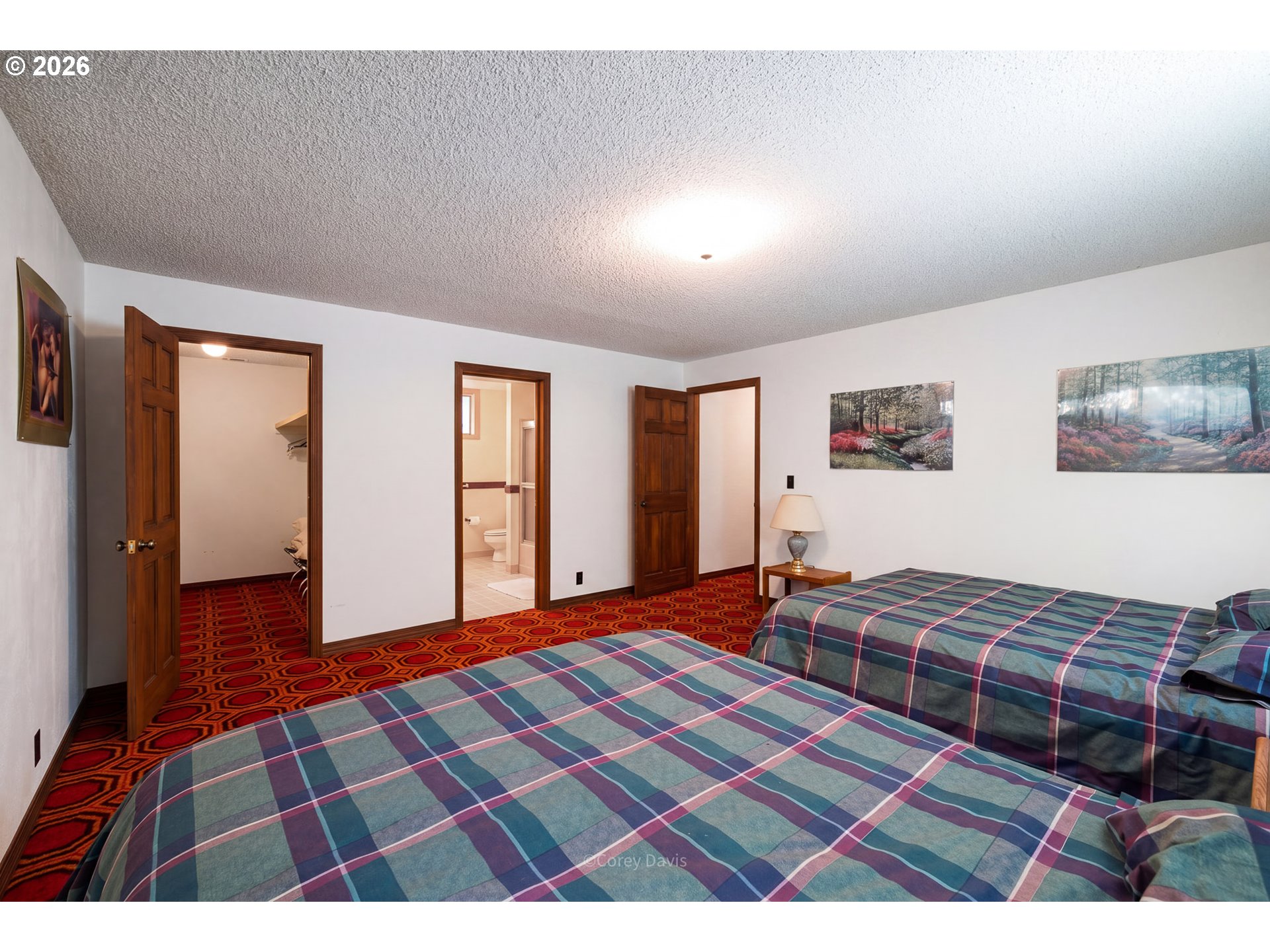 141 MANZANITA AVE