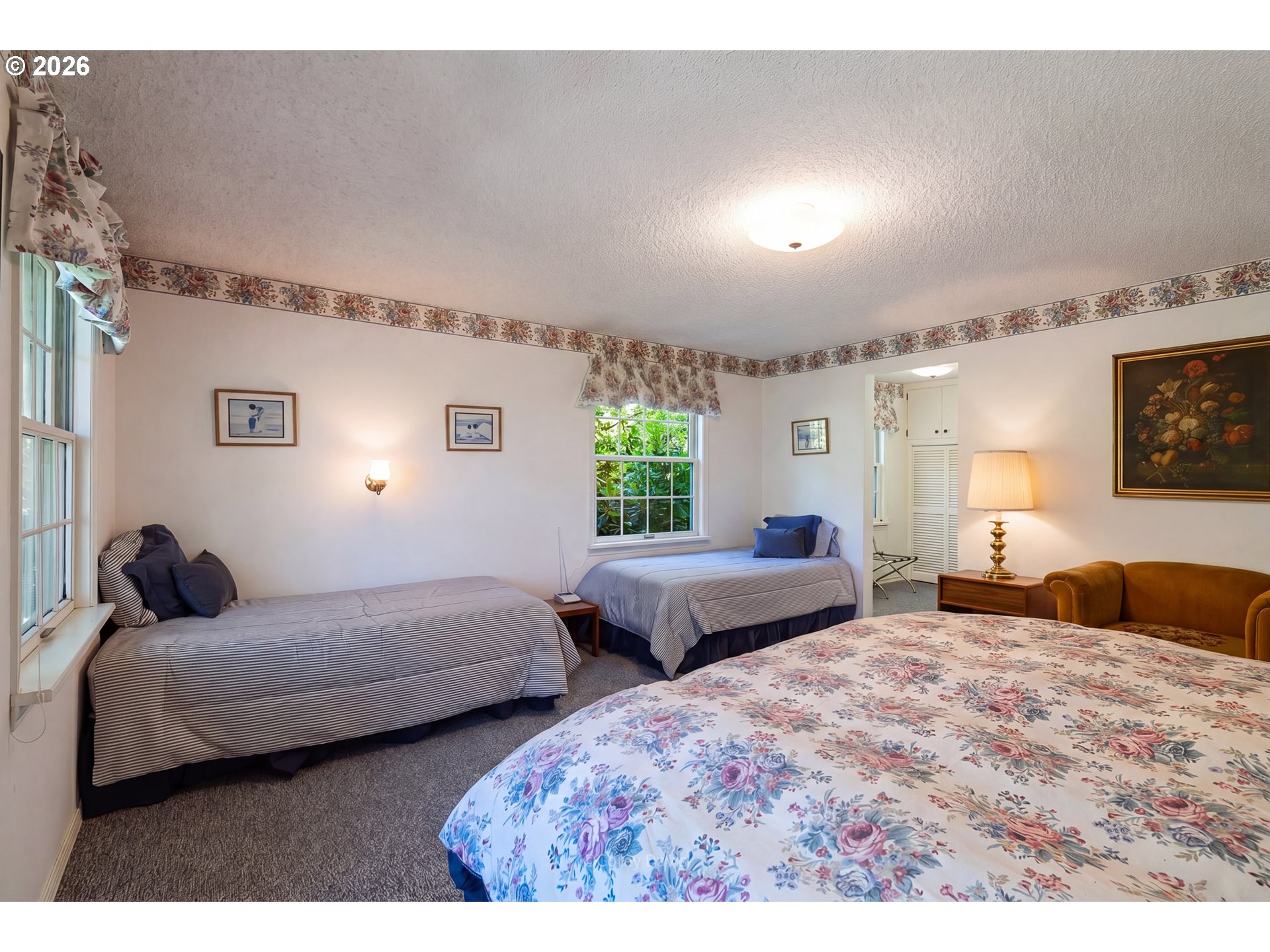 141 MANZANITA AVE