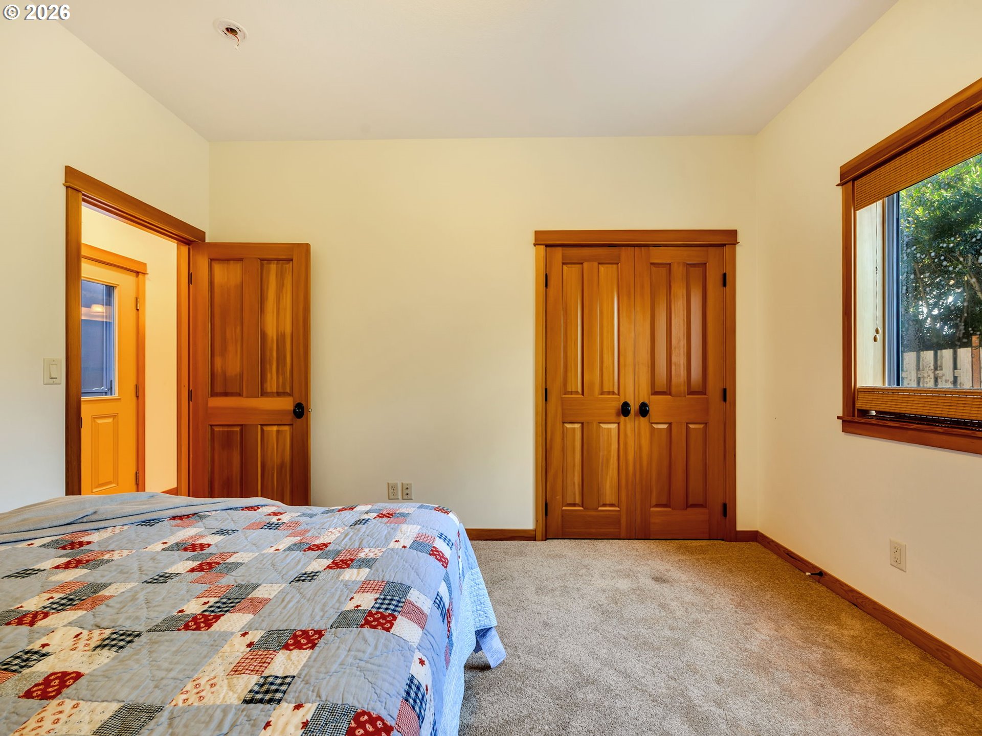 320 TREASURE COVE LN