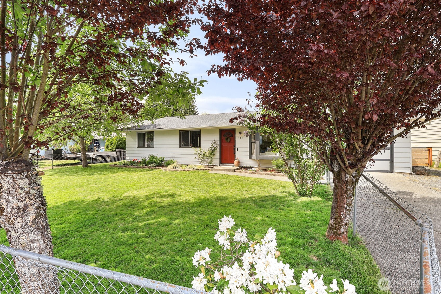 111 Paradise Parkway
