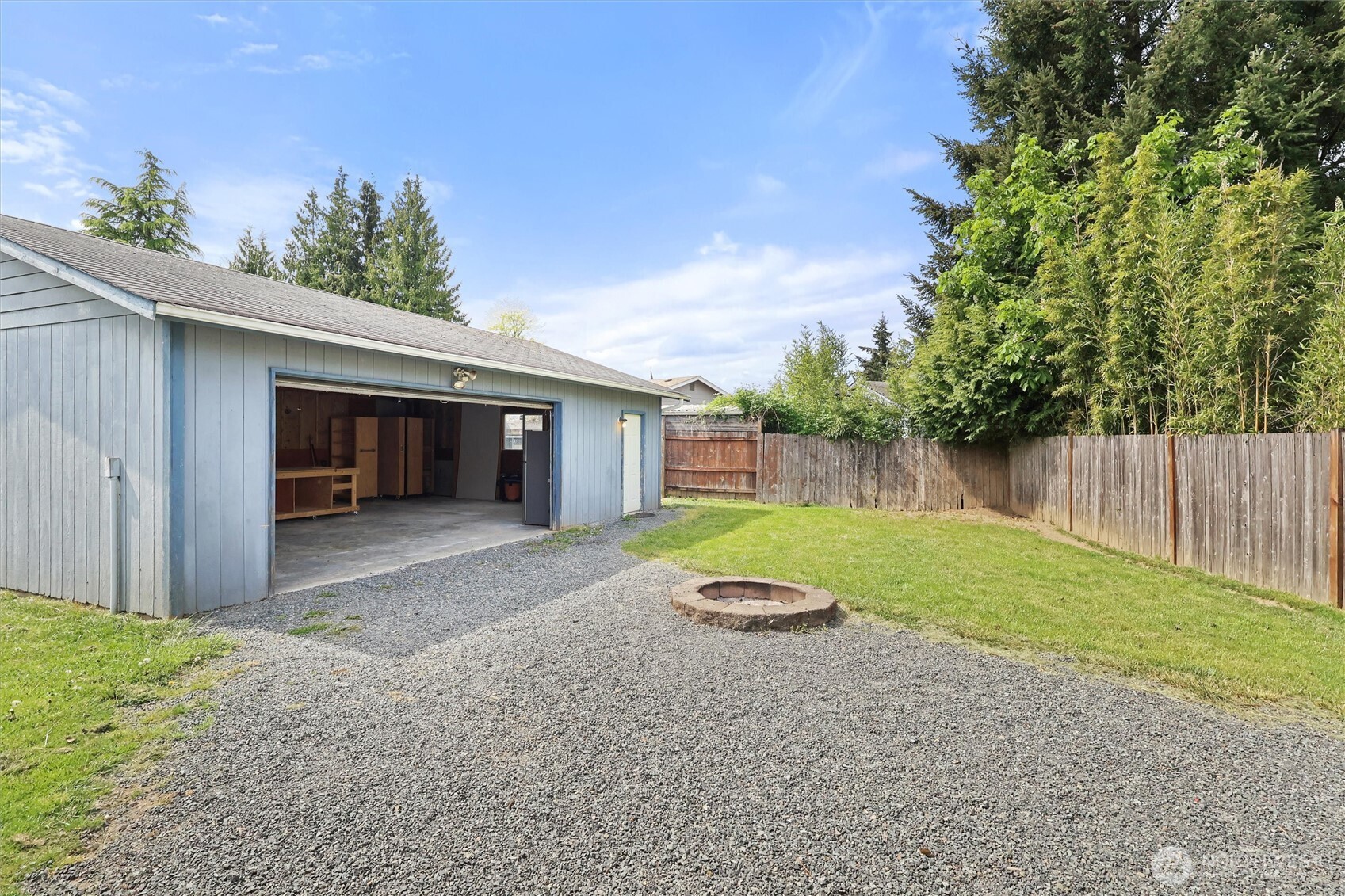111 Paradise Parkway