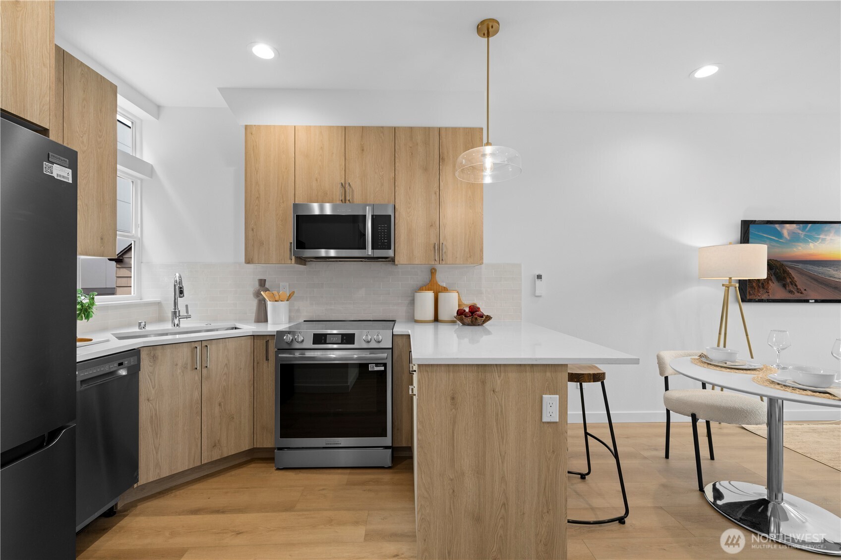 8303 B 12th Avenue NW