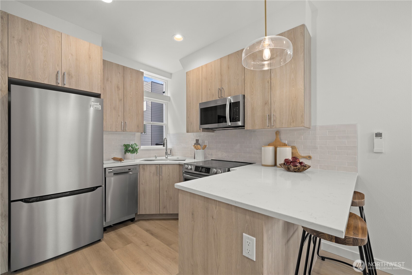 8303 B 12th Avenue NW