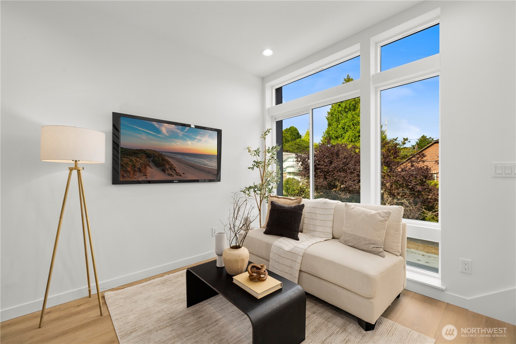 8303 B 12th Avenue NW