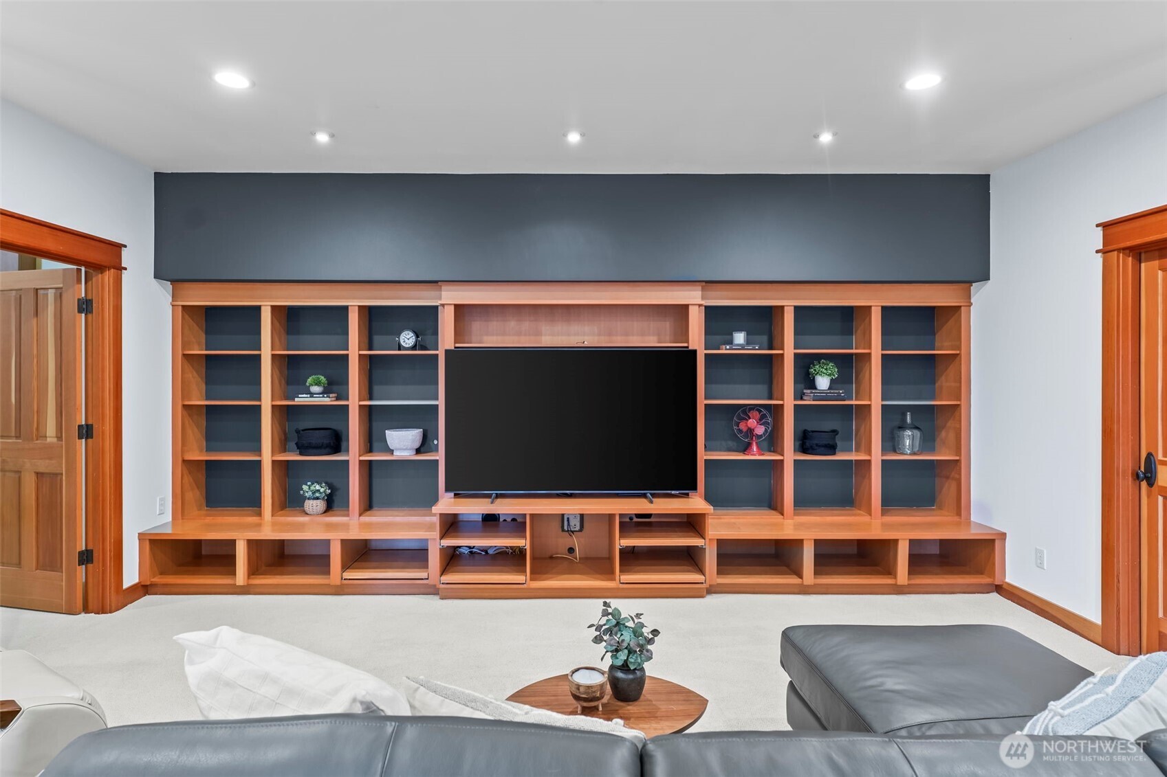 8033 Bayridge Avenue