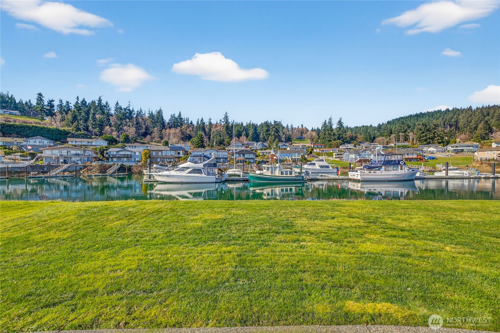 2227 Mariners Way
