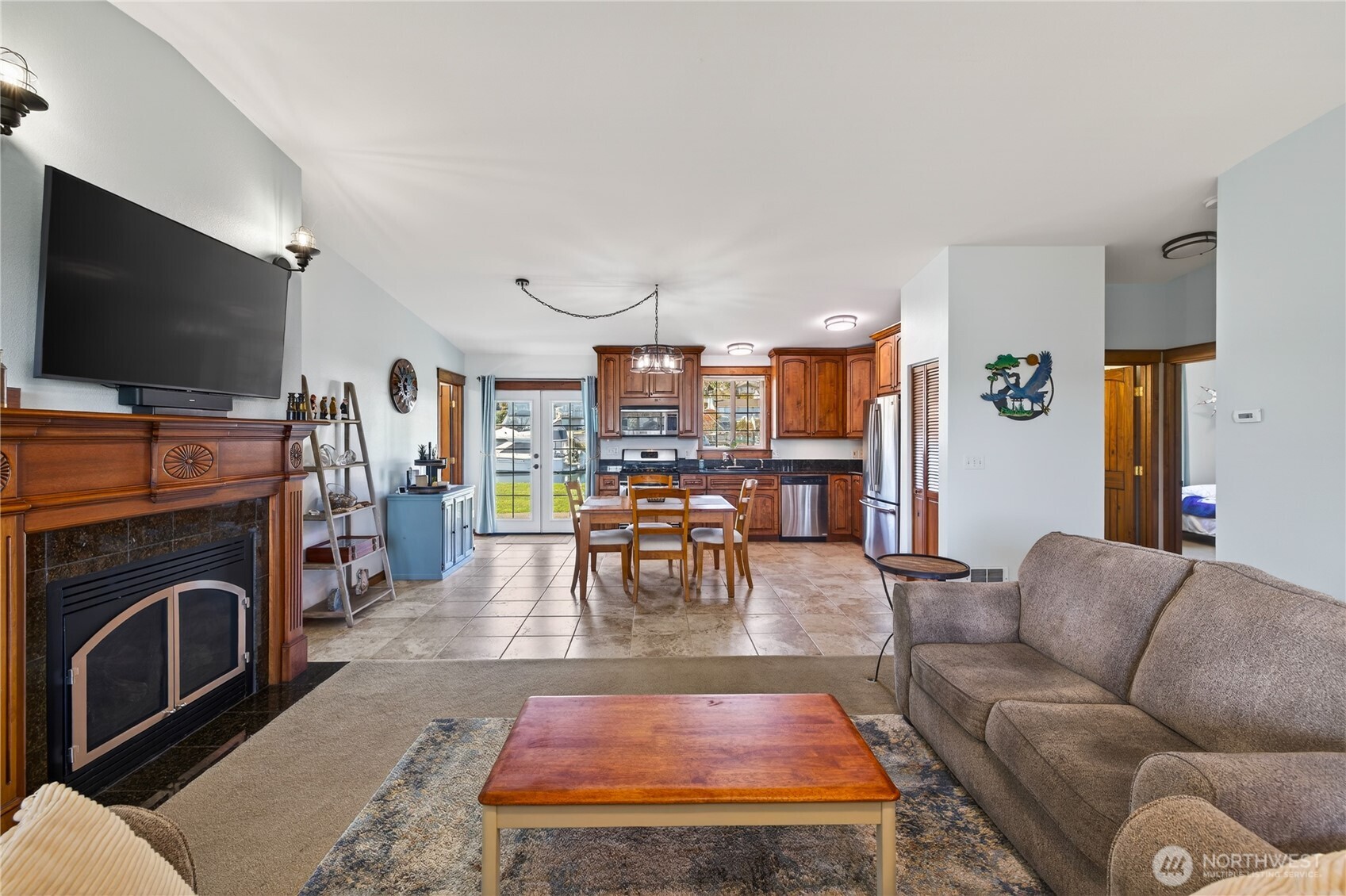 2227 Mariners Way